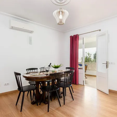 Вілла Yourhouse Magdalena *